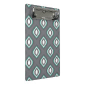 幾何学的なレトロのイカットの種族パターン ミニクリップボード (アングル)