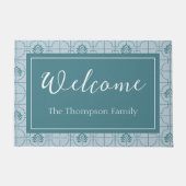 幾何学的なロータスグリッドパターン – 白いロータス ドアマット (正面)