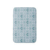 幾何学的なロータスグリッドパターン – 白いロータス バスマット (正面縦)