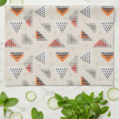 幾何学的な三角形の手描きのパターン キッチンタオル (折り畳み)