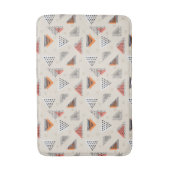 幾何学的な三角形の手描きのパターン バスマット (正面縦)