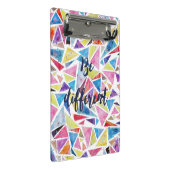 幾何学的な三角形パターン「be」違う引用文 ミニクリップボード (アングル)