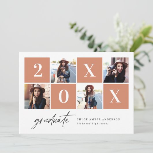 幾何学的な写真タイポグラフィの卒業発表 案内状 (スタンド正面)