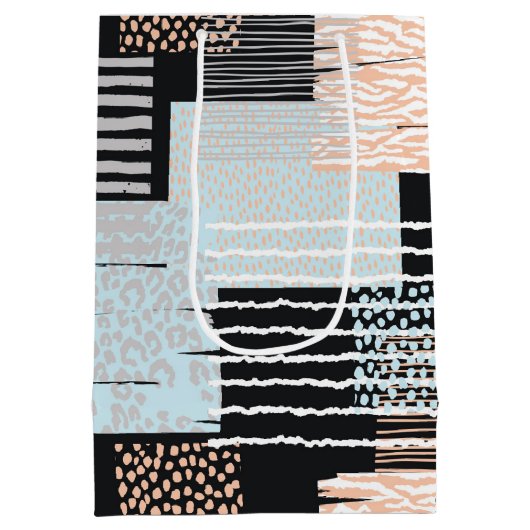 幾何学的な形状とストライプ ミディアムペーパーバッグ (裏面)