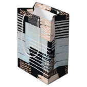 幾何学的な形状とストライプ ミディアムペーパーバッグ (裏面アングル)