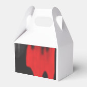 幾何学的な形状を持つ赤いグラフィックはっきりしたデザイン フェイバーボックス (正面サイド)