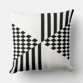 幾何学的な白と黒のストライプダイヤモンド市松模様にの クッション (裏面)