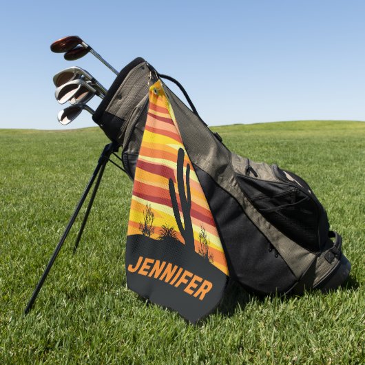 幾何学的な砂漠の夕日 ゴルフタオル (グリーン)