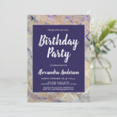 幾何学的な紫と金ゴールドの大理石の誕生日パーティー 招待状 (スタンド正面)