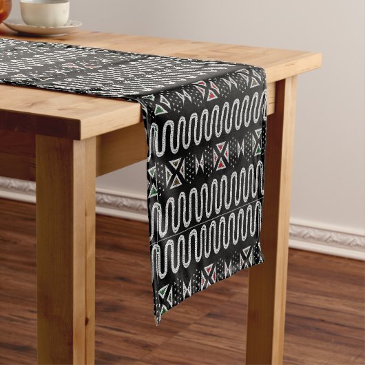 幾何学的な部族芸術 ショートテーブルランナー (インサイチュ)