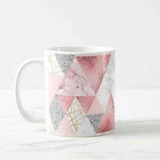 幾何学的な金ゴールド銀の三角形、大理石のパターン。 コーヒーマグカップ (左)
