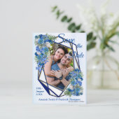 幾何学的な金ゴールド – ネイビーフレームと青い花 案内ポストカード (スタンド正面)