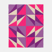 幾何学的はっきりしたピンクと紫色のパターン フリースブランケット (正面)