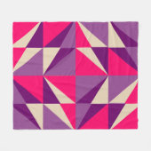 幾何学的はっきりしたピンクと紫色のパターン フリースブランケット (正面(横))