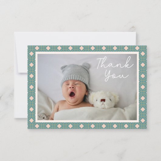 幾何学的アートティール（緑がかった色）2枚フォトベビーシャワーメッセージ サンキューカード (正面)