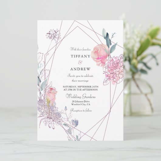 幾何学的エレガントピンクローズフローラ結婚式の招待 招待状 (スタンド正面)