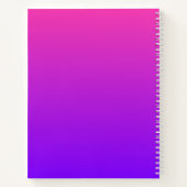 幾何学的クールモノグラム |マゼンタ紫バイオレット ノートブック (裏面)