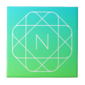 幾何学的クールモノグラム |青とライムグリーングラデーション タイル (正面)