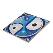 幾何学的セレニティ：ブルー&ホワイト陰陽 タイル (側面)