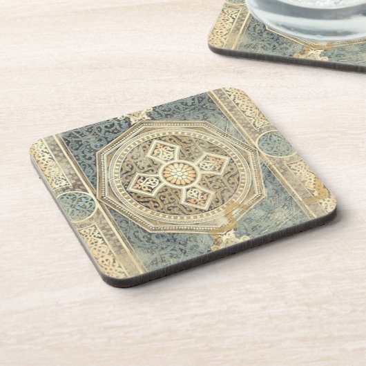 幾何学的デザイン付き装飾華美タペストリー コースター (左側)
