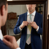 幾何学的パステルタイとパーソナライズされたイニシャル ネクタイ