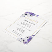 幾何学的パープルフローラ結婚披露宴 箔招待状 (回転した状態)