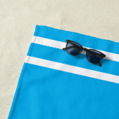 幾何学的ピンクブルーホワイトビーチベビーラブ ビーチタオル (インサイチュ)