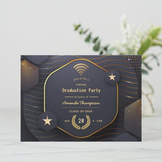 幾何学的ブラックおよび金ゴールドバーチャル卒業パーティー 招待状 (スタンド正面)