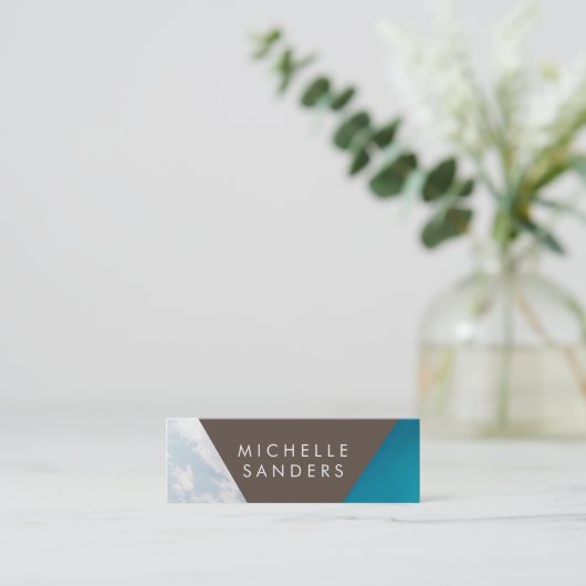 幾何学的ブラックレザーフェイククラフト紙ホワイト スキニー名刺 (スタンド正面)