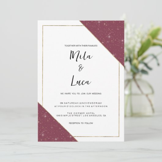 幾何学的ブルゴーニュ金ゴールドスパークルグリッター結婚ズ 招待状 (スタンド正面)