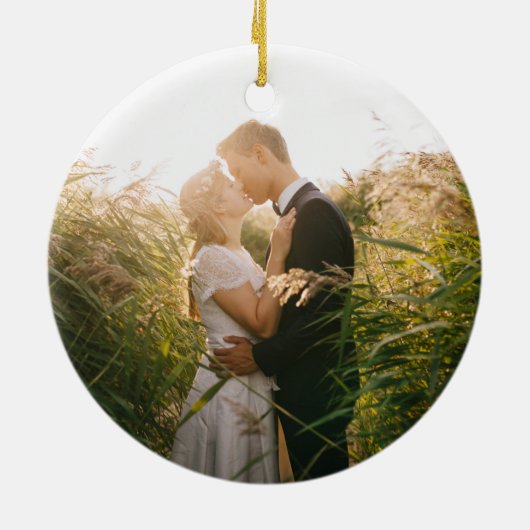 幾何学的モダン写真初めてのクリスマス婚約した セラミックオーナメント (裏面)