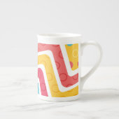 幾何学的姿4 ボーンチャイナマグカップ (右)