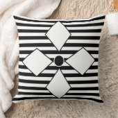 幾何学的白黒ダイヤモンドの幾何ストライプ クッション (ブランケット)