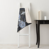 幾何学的素朴ボホブルーと黒部族民族 シェルパブランケット (インサイチュ)