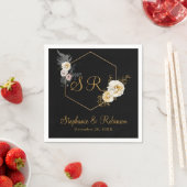 幾何学的金ゴールドモノグラムオンブラック結婚の紙 スタンダードカクテルナプキン (インサイチュ)