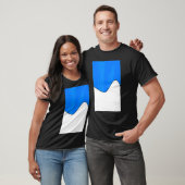 幾何学的2トーン波パターンAzureと白 Tシャツ (ユニセックス)