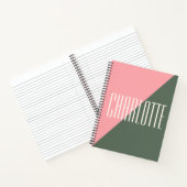 幾何学色ブロックのピンクの緑のパーソナライズされた名前 ノートブック (内部)