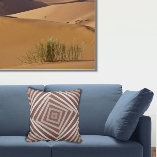 幾何学茶色の入れ子になったボックスの緩和曲線パターン クッション