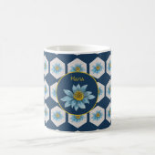 幾何日本のユリ花模様モノグラム コーヒーマグカップ (中央)