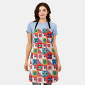 幾何模様数々の色のパッチワーク エプロン (着用した状態)