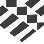 幾何黒パタモダンーン ショートテーブルランナー (コーナー)