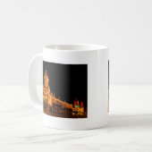 広場ライト コーヒーマグカップ (正面左)