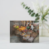 店先 – 宝保軒， NJ – 新鮮な果物を取り出す ポストカード (スタンド正面)