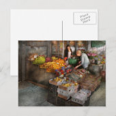 店先 – 宝保軒， NJ – 新鮮な果物を取り出す ポストカード (正面/裏面)