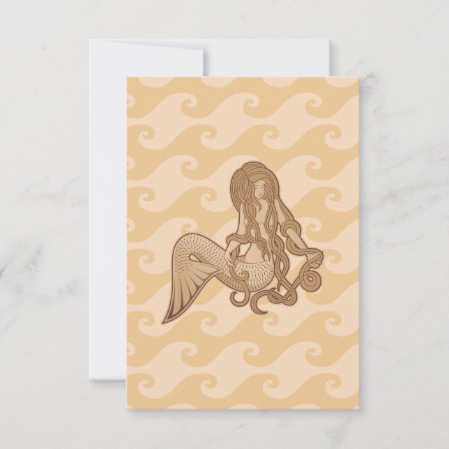 座っている人魚 (正面)