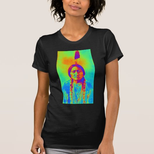 座る牛 Tシャツ (正面)