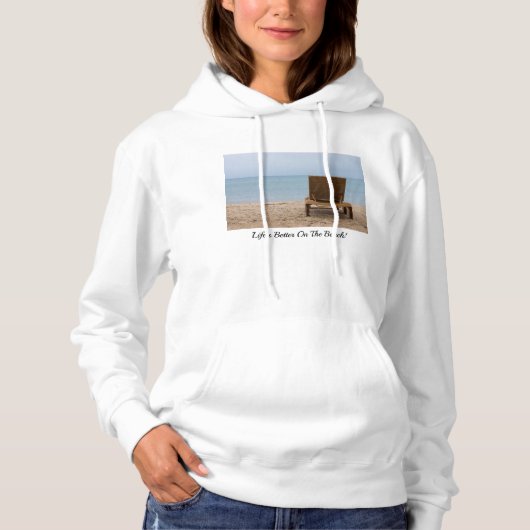 座る パーカ (正面)