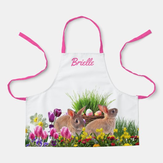 庭で子供の復活祭バニーをパーソナライズ エプロン (正面)