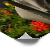 庭で車椅子に乗った障害者 ポスター (角)