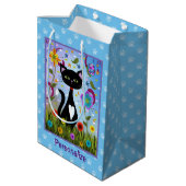 庭に現れる白黒のタキシード猫 ミディアムペーパーバッグ (裏面アングル)